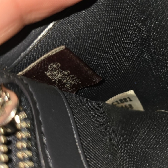 Coach Cream Wristlet Clutch - Picture 5 of 10